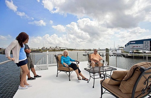 Ponchartrain Park House | Unique Luxury Two Bedroom Floating Villa at
