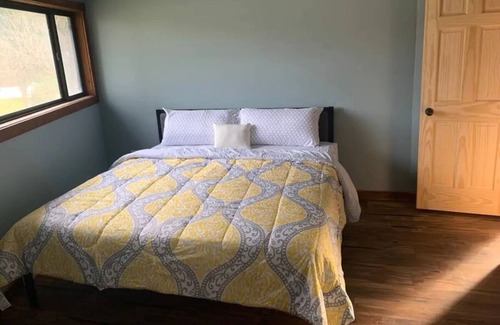 Huron House | Unique Octagon House - 8 Minutes to Cedar Point