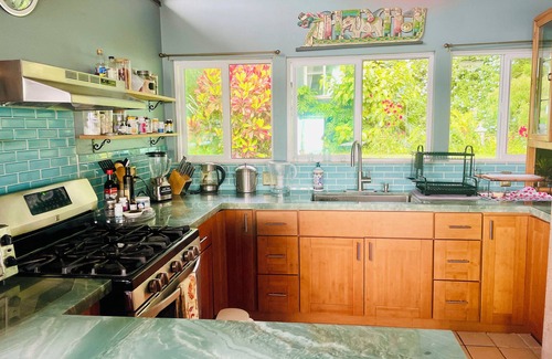 Opihihale House | Unique opportunity to live Kona, Hawaii from Nov.1-Nov.30,2025.