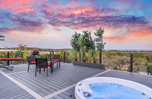 Lago Vista Resort | Unique & Plush Eco-Glamping Resort in TX Hill country!