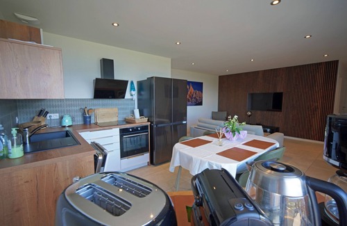 Saint-Eustache Apartment | Unique, quiet Suite in the nature Lake & Mountains