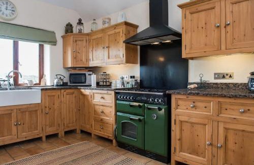 Black Torrington House | Unique Rural Stone dog friendly Barn Conversion