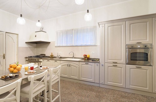 Letojanni Villa | Unique seafront villa with pool