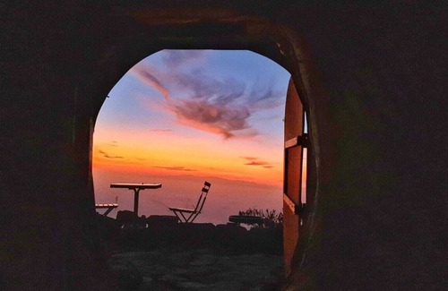 Los Gavilanes Cabin | Unique stargazing escape with ocean view