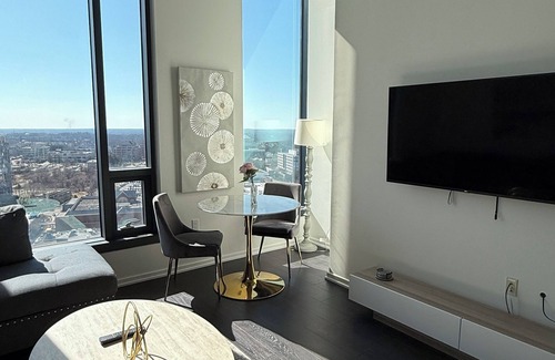 McLean Apartment | Unique Stay: Inside Tysons Mall + Metro