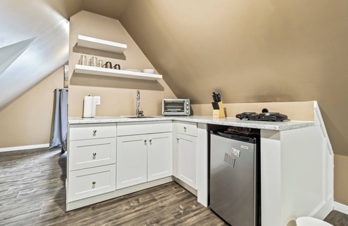 Shediac Apartment | Unique Stay on the main street of Shediac, NB