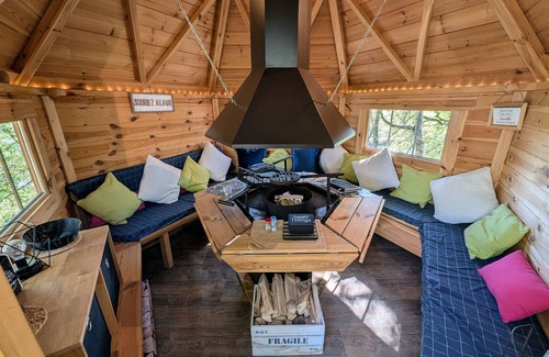 Mantoche Cottage | Unique Stays by the Saône River with Air Conditioning