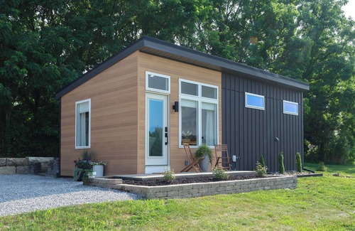 Kidron House | Unique tiny house in Kidron with hot tub, high speed internet & more