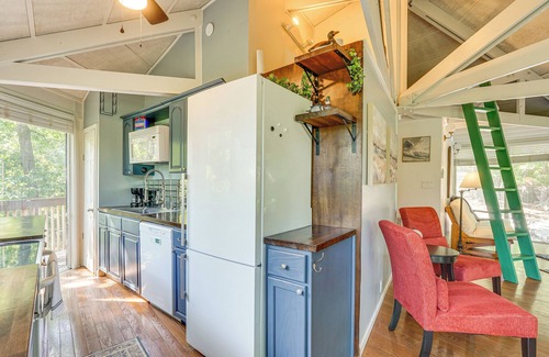 Village of Four Seasons Cottage | Unique Treehouse Hideaway Near Lake of the Ozarks