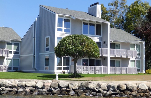 Boyne City Condo | Unique Unit View - Landings Condominium on Beautiful Lake Charlevoix - WIFI