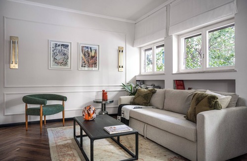 Tel Aviv City Center Apartment | Unique & Upscale Gem +BombSheltern2 Bedroom, Fully Equipped in Tel Aviv