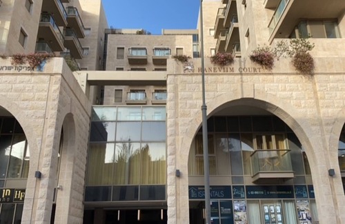 Jerusalem City Centre Apartment | Unique View - 2 BR & 2 BTH - Monbaz street