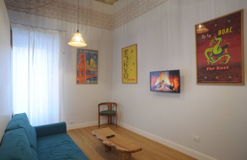 Rione II Trevi Apartment | unique view on Barberini Square,100mt from Spanish Steps, cosy apt