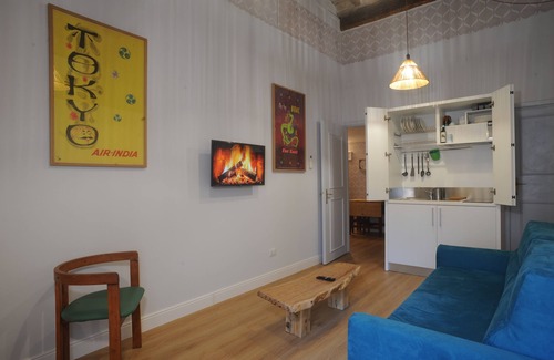 Rione II Trevi Apartment | unique view on Barberini Square,100mt from Spanish Steps, cosy apt