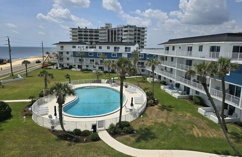 Flagler Beach House | Unique Views At Of The Ocean