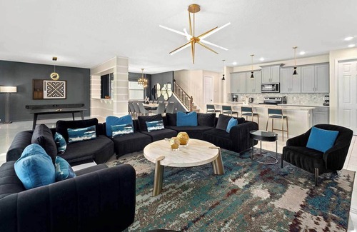 Four Corners House | Unique Villa w/Toy & Kids' Lab Themed BRs, Theater & Game Loft - Near Top Parks