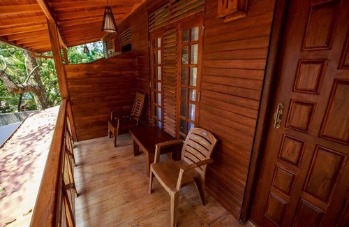 Mirissa Villa | Unique villa/Walking dist to Mirissa beach BNB/19P