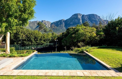 Bishopscourt House | Unique Villa with pool and tennis court