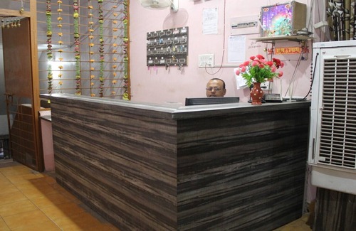 Jabalpur House | Unit 1 DELUX Beautiful and clean room for rent