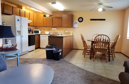 Gleneden Beach Apartment | Unit 10 - "Captains Quarters" - Comfortable, accessible, views & pet friendly!