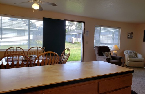Gleneden Beach Apartment | Unit 10 - "Captains Quarters" - Comfortable, accessible, views & pet friendly!