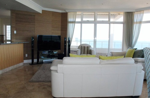 Umhlanga Apartment | Unit 1101 Oyster Rock