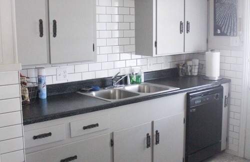 San Saba Apartment | Unit 204, a 1946 historic unit Triplex bungalow style apartment.