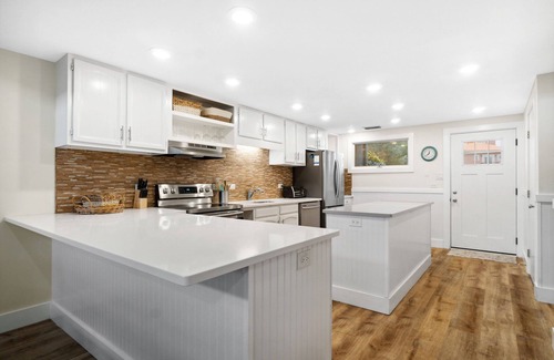 Sunnyside Condo | Unit 22, Good Times & Tan Lines, 2.5 Bedroom Beach Condo