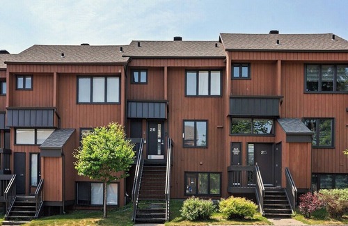 Beaupre Cottage | Unit 26 - Ski-in/Ski out at Mont-Sainte-Anne for 8 people