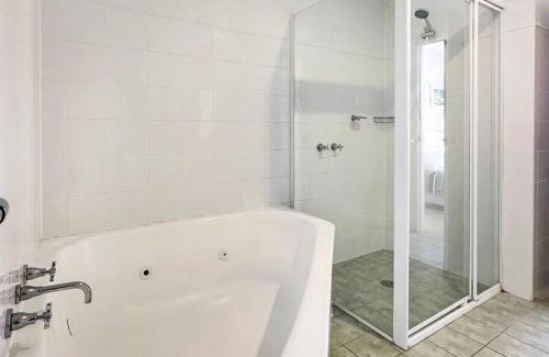 Avoca Beach Apartment | Unit 29 - Avoca Palms Resort