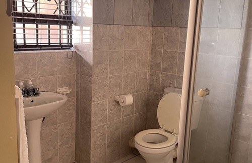 Richards Bay Apartment | Unit 3 The Olive Complex Richards bay 3900 SAnn