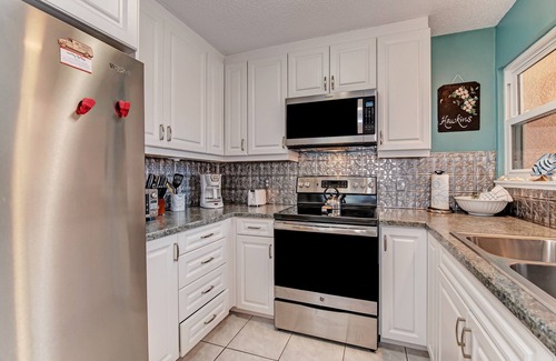 Longboat Key Condo | Unit #304 Sand Cay Beach Resort Gulf Front