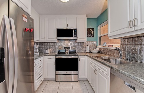 Longboat Key Condo | Unit #304 Sand Cay Beach Resort Gulf Front