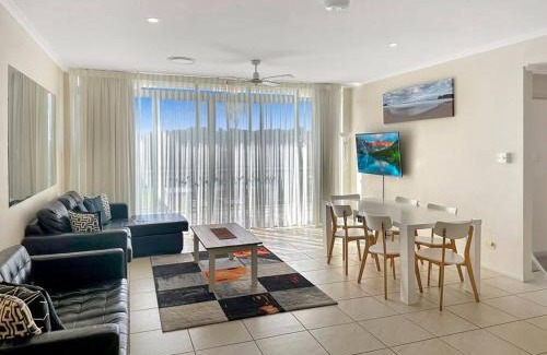 Avoca Beach Apartment | Unit 31 - Avoca Palms Resort