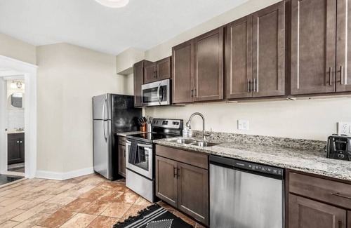 Brush Park Apartment | Unit 6 · Luxury Brush Park Penthouse with Stunning Views
