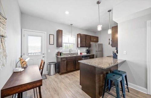 Clarksville Apartment | Unit #606 Summary: 19