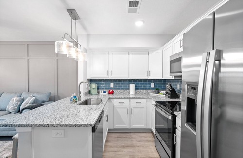 Clarksville House | Unit #908 Peachers Place Townhomes!