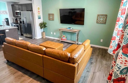 Spokane Apartment | UNIT B · Central 3/2, garage, private yard, walk to arena, EV charger