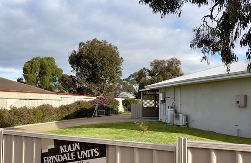 Kulin Apartment | Unit B, Kulin Erindale Units Accommodation