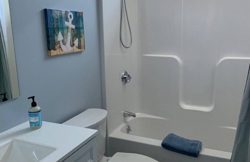 Bar Harbor Apartment | Unit C: 2nd floor beautiful 1BR/1B suite in the heart of downtown Bar Harbor