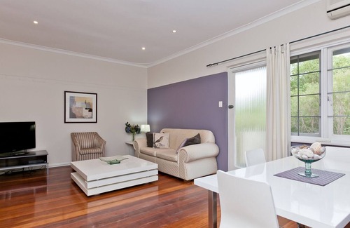 Nedlands Apartment | UNIVERSITY OF WA..2 brm Apartment 3