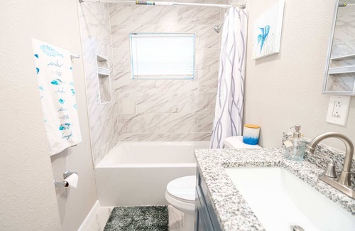 University Apartment | University Serenity Suites G