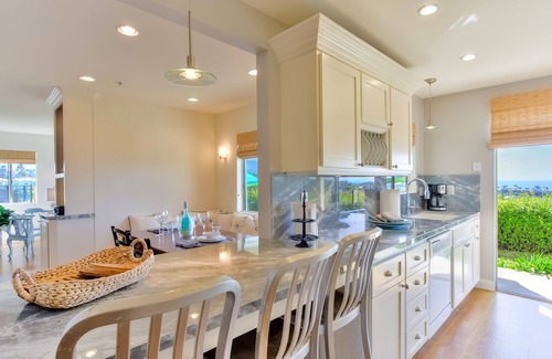 Monarch Beach Condo | UNOBSTRUCTED OCEAN-GOLF Views, step in shower, KING bed, garage,quiet, private