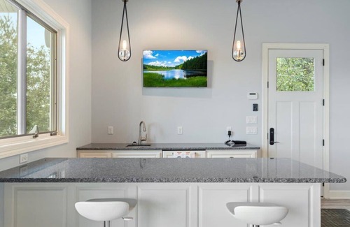 Crosslake House | Unparalleled Crosslake Escape with Beach House