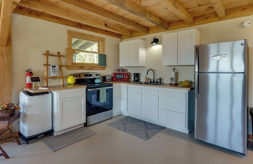 Sharon Cabin | Unplug, Unwind & Explore: Remote Vermont Cabin
