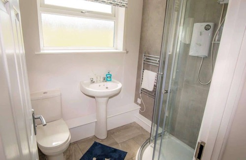 Widemouth Bay House | Unrestricted Sea Views! 3 bedroom cottage overlooking Widemouth Bay, Cornwall