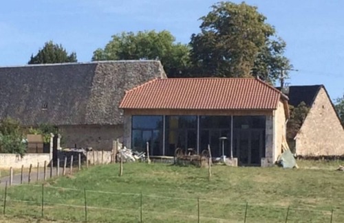 Glenat House | Unusual dwelling (former pigsty) - ALL IN