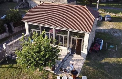 Glenat House | Unusual dwelling (former pigsty) - ALL IN