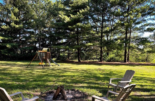 Franklin Grove House | “Unwind and Recharge at Our Serene Getaway: Your Perfect Retreat Awaits!"