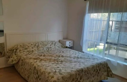 Narre Warren South Apartment | Unwind and Relax at Berwick Leaf: Lakes Parkland, Your Comfy Retreat!